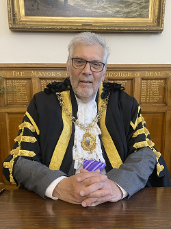 Cllr Mike Eddy Mayor of Deal 2025/2026